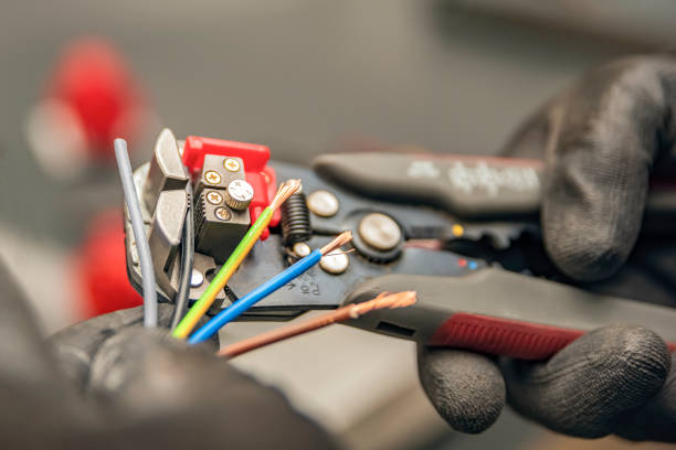 Best Residential Electrician Services  in Farmington, IL